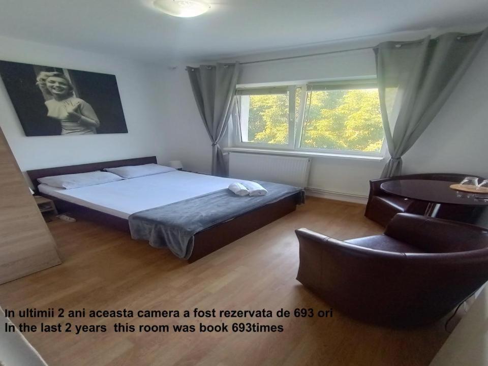Florentin Hostel: Budget-Friendly Rooms with Kitchen Access and Smart TV Constanta Exterior photo